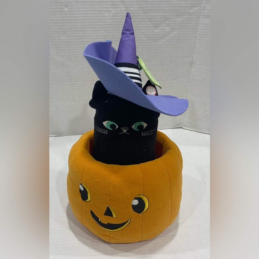 PEEK A BOO BLACK CAT 2021 HALLMARK PLUSH WITH SOUND & MOTION - Plays Hokey Pokey